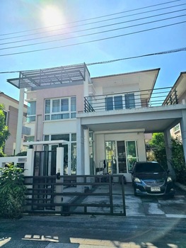 ขายด่วน บ้านเดี่ยว หมู่บ้านThe Gallery House Pattern ซอยลาดพร้าว 1 แยก 31  ใกล้เซ็นทรัลลาดพร้าว TEL  095-164-2956