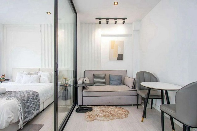 คอนโด รีโนเวทใหม่ เฟอร์นิเจอร์ครบ ทำเลศักยภาพ Hillside1 Condo สุเทพ
