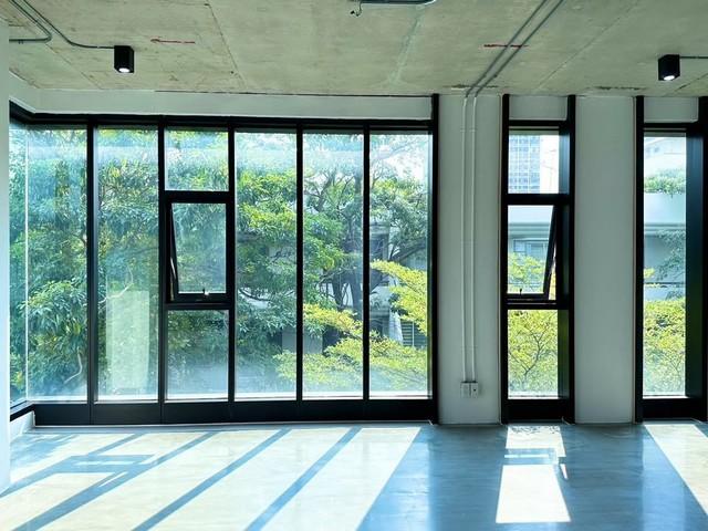 ให้เช่าอาคารพาณิชย์ 223 ตร.ม. ชั้น 3 (จาก 7 ชั้น) อาคารสหมงคลฟิล์ม ใกล้ BTS อารีย์