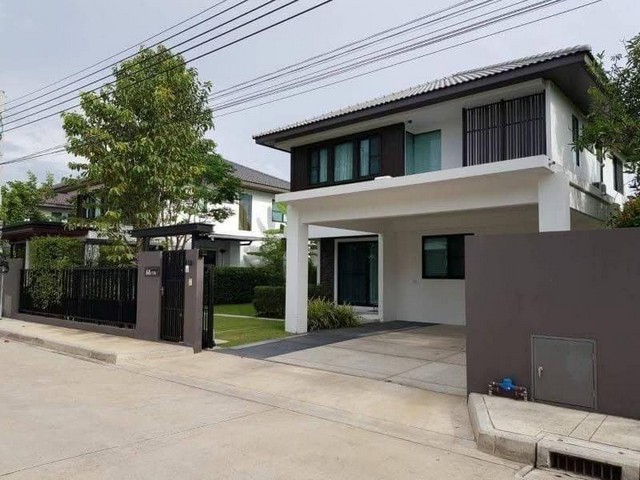ให้เช่า บ้านเดี่ยว 2 ชั้น โครงการ มัณฑนา บางนา ใกล้เมกะบางนา พร้อมเข้าอยู่ ก.ค. 69