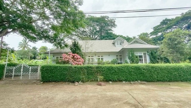 บ้านสไตล์ EnglishCottage ท่ามกลางสวนร่มรื่น พร้อมเข้าอยู่ แม่ริม