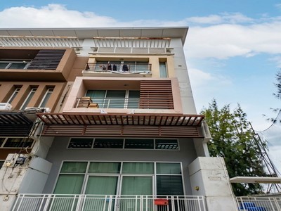 ด่วน! ขายขาดทุน ทาวน์โฮม/ออฟฟิศ 3.5 ชั้น RK Office Park สุวินทวงศ์ สภาพกริ๊บพร้อมเข้าอยู่ โอกาสทองราคาดีที่สุด ช้าหมดอดแน่นอน!
