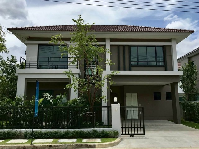 ขายบ้านเดี่ยวหลังใหญ่ 55.7 ตร.ว. 5 ห้องนอน Life Bangkok บูเลอวาร์ด รามอินทรา 105 ติดรถไฟฟ้าสายสีชมพู ใกล้ Fashion Island