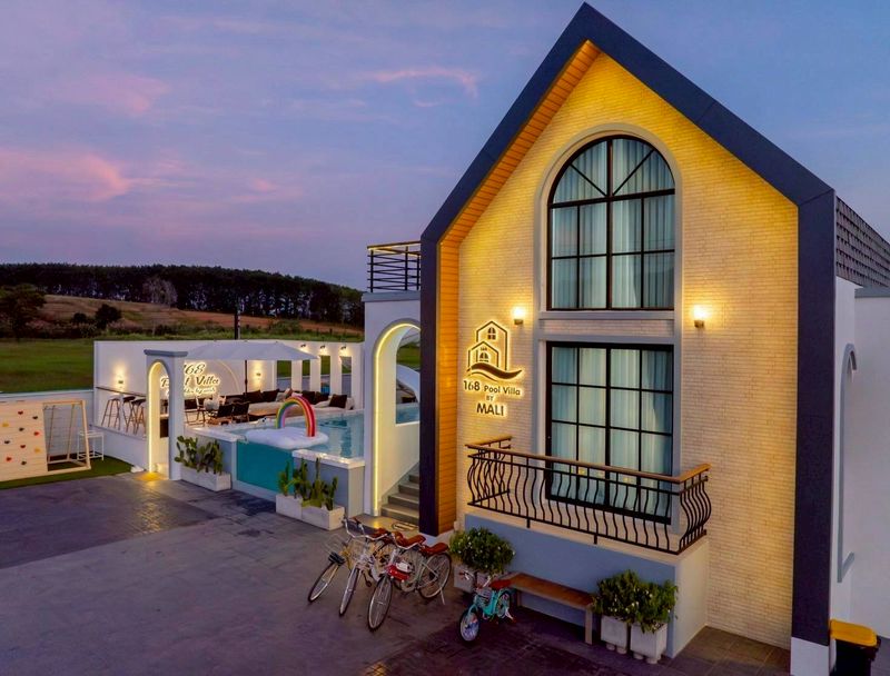 ขายพูลวิลล่า 1ชั้น วิวเขาค้อ ใกล้วัดผาซ่อนแก้ว ทำเลทองเพื่อการลงทุน ติดต่อผึ้งรติ โทร/ไลน์0619419639