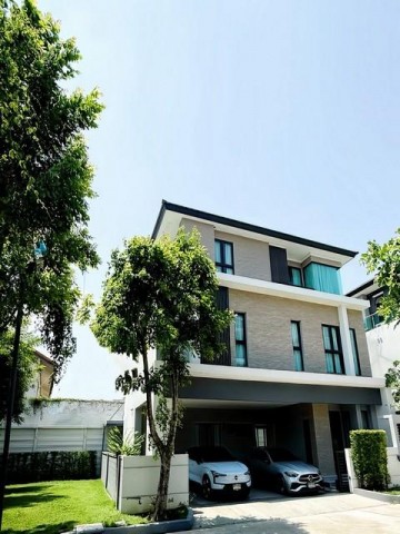 HR 10286 ให้เช่าบ้านเดี่ยวหลังมุม 3 ชั้น  เดอะ ซิตี้ เอกมัย-ลาดพร้าว The City Ekkamai - Ladprao ใกล้ รร. บดินทรเดชา