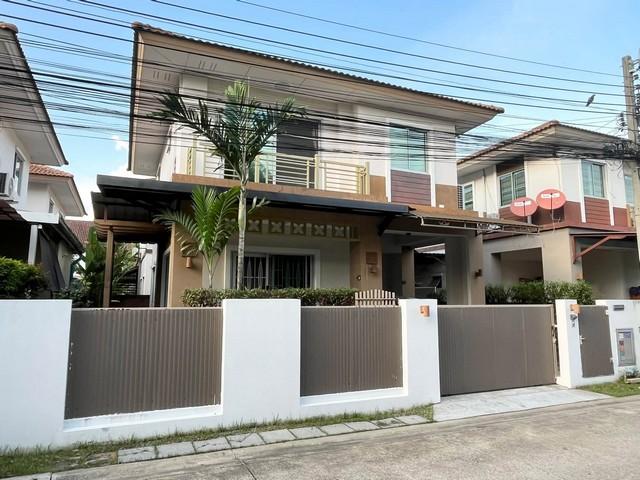 ให้เช่าบ้านแฝด 2 ชั้น 35 ตร.ว. โครงการ เอโทล มัลดีฟส์ ปาล์ม บางนา-วงแหวน ใกล้เมกะบางนา
