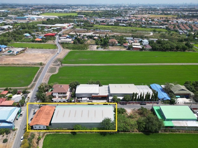 DSL-017 ขาย โรงงาน โรงงาน ลำโพ บางบัวทอง ห้องนอน 2 ห้อง ห้องน้ำ 2 ห้อง ชั้นที่ 1 นนทบุรี    บางบัวทอง