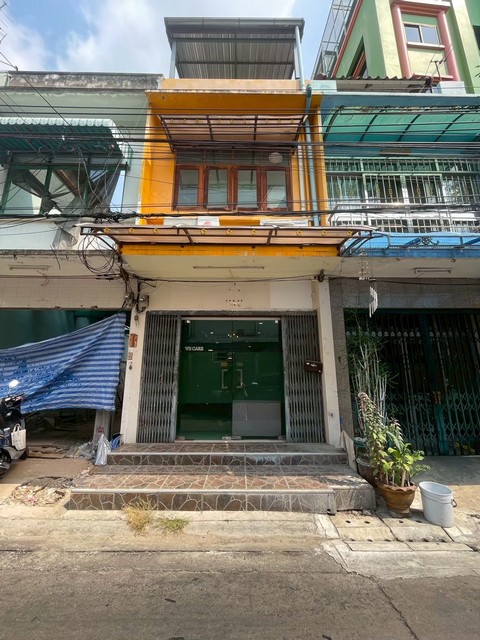 ขาย ให้เช่า ตึกอาคาร 2 ชั้นครึ่ง สามเสน ซอยวัดตรีทศเทพ เขตพระนคร ถนนประชาธิปไตย ถนนวิสุทธิกษัตริย์ ถนนพระราม 8 ใกล้วัดตรีทศเทพ