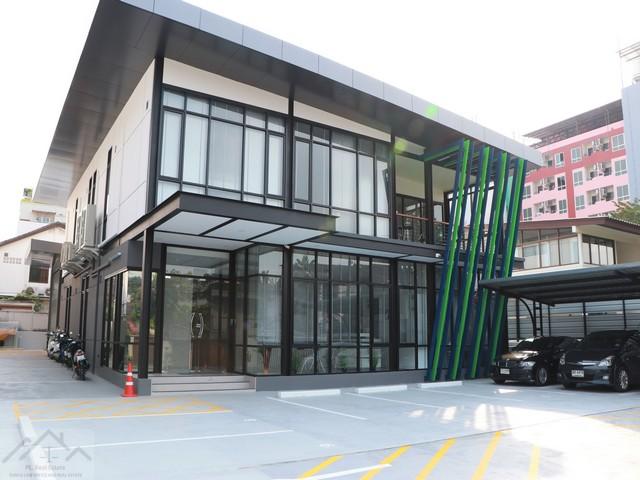 ให้เช่าสำนักงาน 2 ชั้น 597 ตร.ม. Stand Alone ซอยอินทามระ 34 ใกล้ MRT ห้วยขวาง