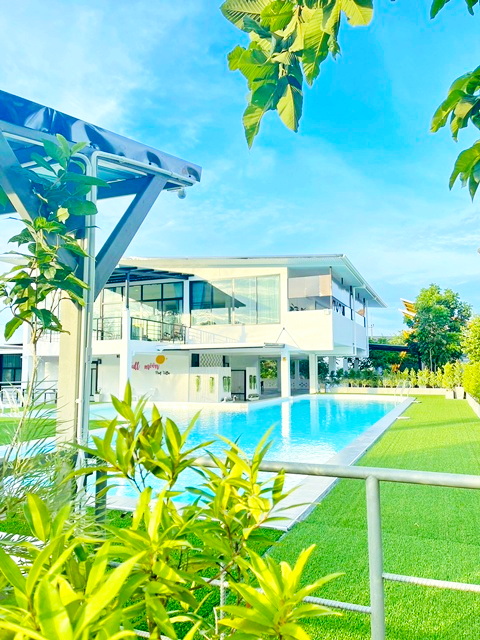 พูลวิลล่าเขาใหญ่ วัดหนองตะกู 1 กม. คฤหาสน์ 2ชั้น 4-5 นอน 5 น้ำ ขนงพระ ปากช่อง ใกล้ตลาดสดขนงพระ 900 ม. และ ที่ดิน 2 ไร่ 800 ตร.ม.