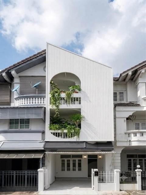 ขายทาวน์โฮม 3 ชั้น 25 ตร.ว. นันทนา การ์เด้นท์ แจ้งวัฒนะ-ปากเกร็ด ใกล้เซ็นทรัล