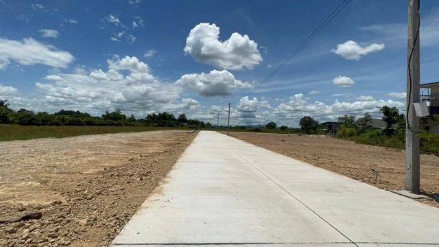 ที่ดิน 56​ ตรว. มี 2​ แปลง​ เจ้าของขายเอง สันป่าตอง​