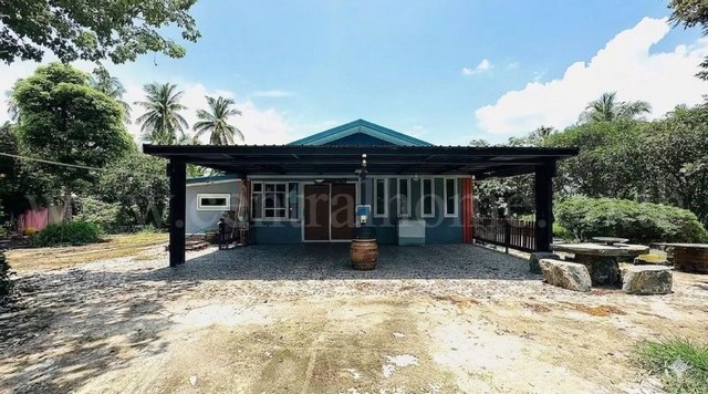 บ้านเดี่ยว ที่ดิน 1 ไร่ 3 งาน คลองชะโด สามชุก สุพรรณบุรี ราคาถูก