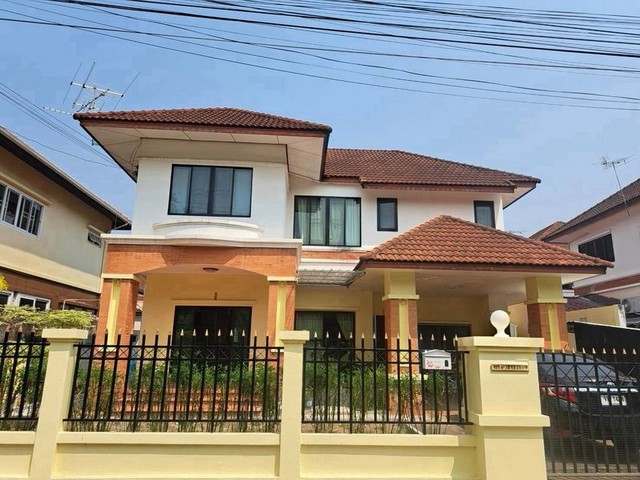 บ้านเดี่ยว 2 ชั้น พื้นที่กว้าง ฟังก์ชันครบ ทำเลดี ฟ้าฮ่าม