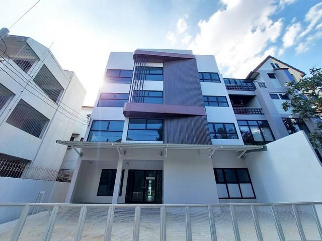 ให้เช่าสำนักงาน 4 ชั้น 600 ตร.ม. นายเล็ก แอเรีย ซ.วิภาวดีรังสิต 17 ใกล้ห้าแยกลาดพร้าว