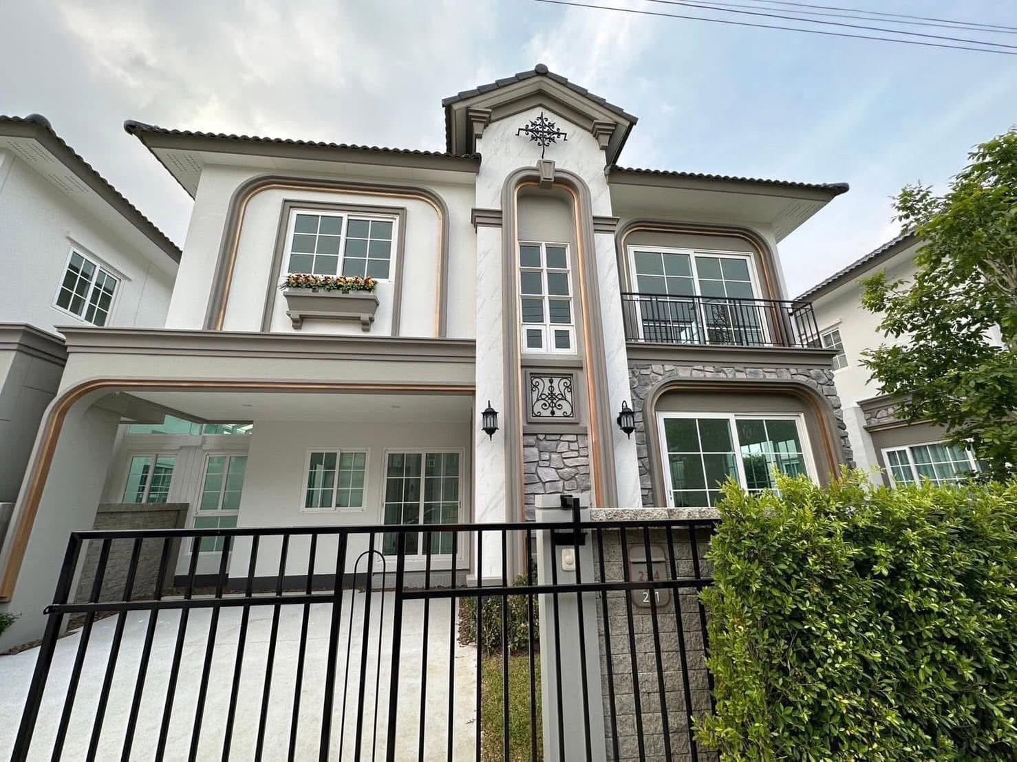 ขายบ้าน Grandio บางนา กม.5 ใกล้ Mega บางนา บ้านสวย 4 ห้องนอน ติดแอร์ทุกห้อง