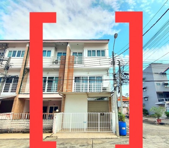BH4344 ให้เช่าทาวน์โฮม 3 ชั้น บ้านโฮมอินทาวน์ พหลโยธิน 73 ทำเลติดถนนใหญ่ 