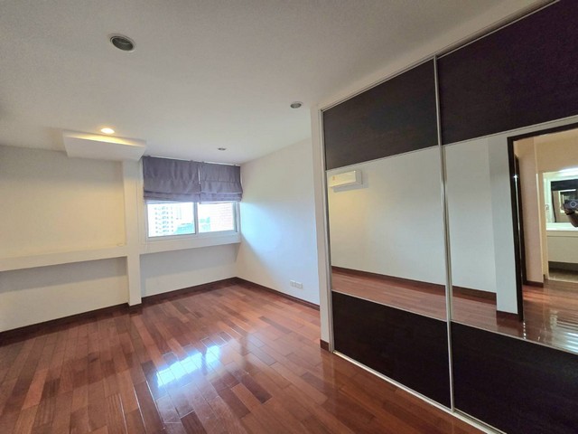 ขายคอนโด Elite Residence Srinakarin 5 ห้องแบบ Duplex  ห้องใหญ่ 104 ตร.ม ใกล้รถไฟฟ้าสถานีศรีกรีฑา