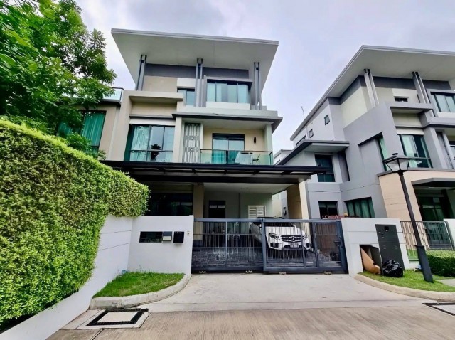 ขายด่วน  บ้านเดี่ยว หมู่บ้านนาราสิริ โทเพียรี่ นวมินทร์-รามอินทรา ใกล้แฟชั่นไอส์แลนด์  โทร  095-164-2956