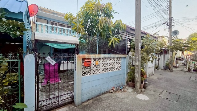 ทาวน์เฮ้าส์ การเคหะทุ่งสองห้อง หลักสี่ ใกล้ สนามบินดอนเมือง