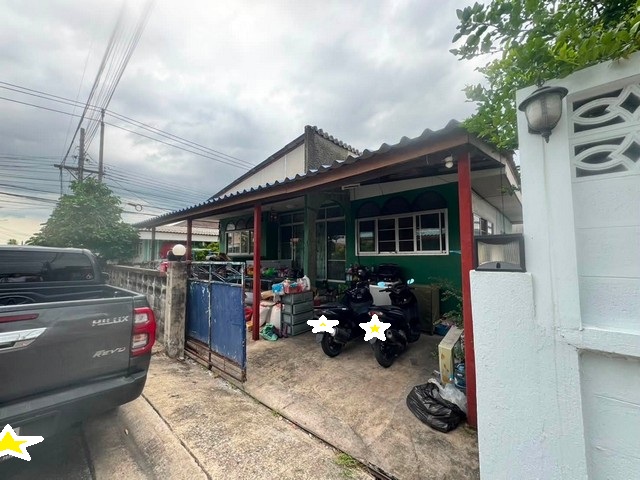 ขายที่ดินพร้อมสิ่งปลูกสร้าง 51 ตรว. หมู่บ้านจิรัฐติกร 7 ซอยประเสริฐมนูกิจ 14 เกษตรนวมินทร์