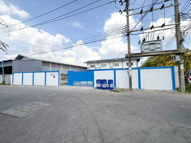 2 กัลปพฤกษ์  300 ตร.ว. 800 ตร.ม. แยกบางบอน 1 ถ.เอกชัย81-87 ใกล้ Big C บางบอน 900 ม.  และ ตลาดปิ่นทอง 1 กม.  เดินทางสะดวกเชื่อมต่อพระราม