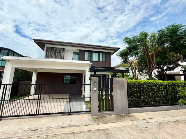 ให้เช่า #บ้านเดี่ยว หมู่บ้านมัณฑนา บางนา กม.7 ซอยราชวินิตบางแก้ว #ใกล้เมกาบางนา 095-164-2956