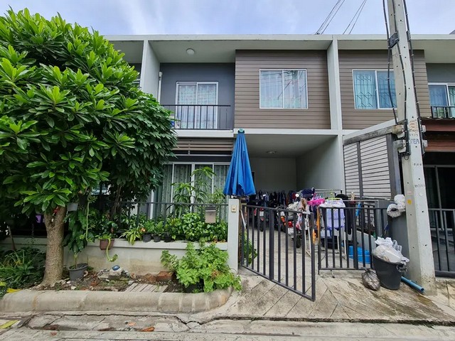 ขาย ทาวน์เฮ้าส์ เดอะคัลเลอร์ พรีเมี่ยม รังสิต-ลำลูกกา ปทุมธานี