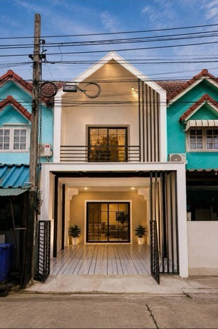 ขายทาวน์โฮม 2 ชั้น หมู่บ้านพร้อมจิต ซอยกัณตนา บางใหญ่  พื้นที่ 16.2 ตรว.  ใกล้เซ็นทรัลเวสเกต