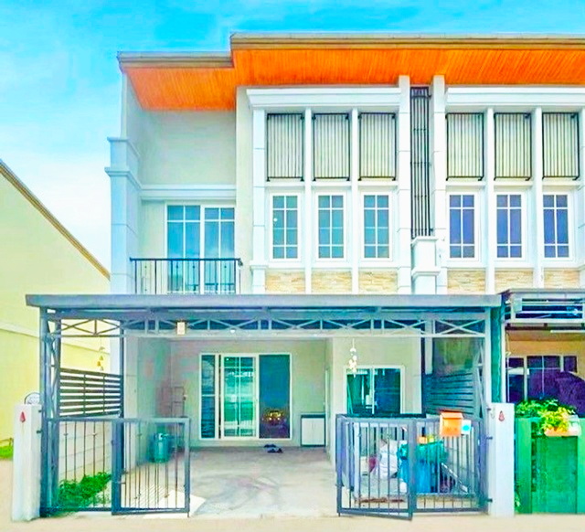 ให้เช่าทาวน์โฮม 2 ชั้น หัวมุม 4นอน วงศ์สว่าง รัชดา ตลาดสดวงศ์สว่าง 1.6 กม. 3 น้ำ MRT แยกติวานนท์ 1.6กม.