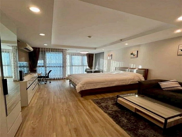 คอนโดให้เช่า Ladda Plus Sriracha สตูดิโอ วิวทะเล ใกล้โรบินสัน เซ็นทรัล TP-C1825