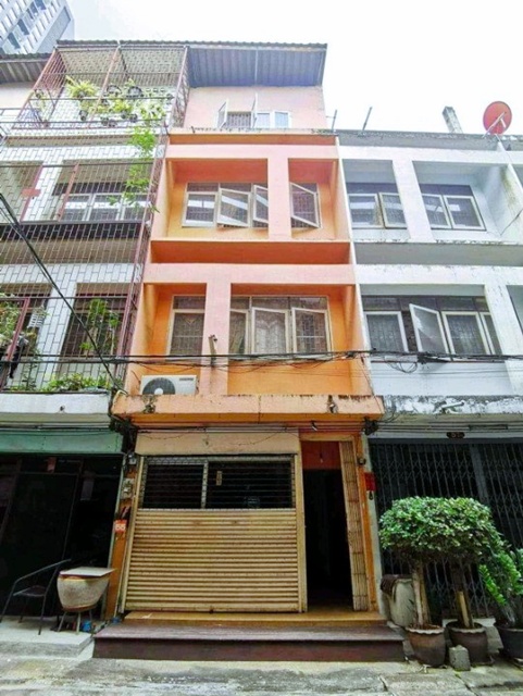 โลตัส สุขุมวิท50 800ม. 3 นอน 2 น้ำ สุขุมวิท 89-97 ให้เช่าตึกแถวทั้ง 4 ชั้น 17 ตร.วา. 372 ตร.ม.BTS อ่อนนุช 700ม.