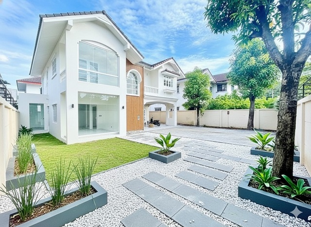 รร.นานาชาติฮีทฟิลด์ 2.1 กม. รามคำแหง 148-152 .ให้เช่าบ้านเดี่ยว 2 ชั้น MRT น้อมเกล้า 2 กม. ใหม่ทั้งหลัง 92 ตร.วา.290 ตร.ม. 3น้ำ พร้อมสวน