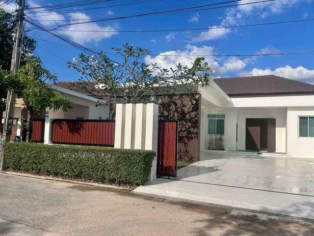 ให้เช่าบ้านสไตล์ญี่ปุ่น ศรีราชา Scarlet Villa Sriracha พร้อมเซอร์วิสครบ TP-H1867