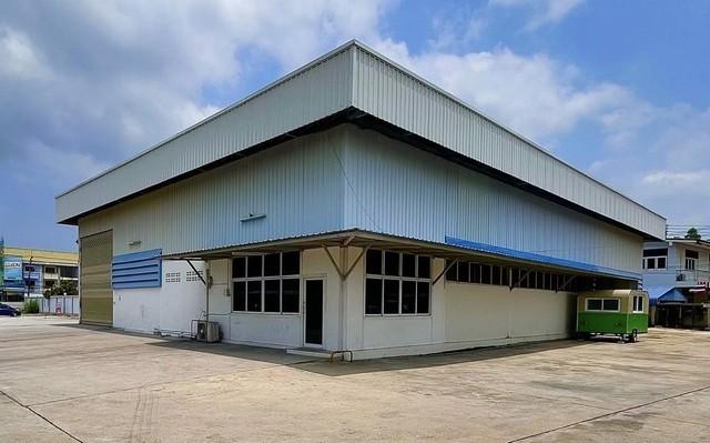 BR 1750 ให้เช่าโกดัง 600 ตรม. 1 ออฟฟิศ 4 ห้องน้ำ ลานจอดรถ 720 ตารางเมตร บ้านสวน ซอย 12 ใกล้นิคมอมตะซิตี้ ชลบุรี