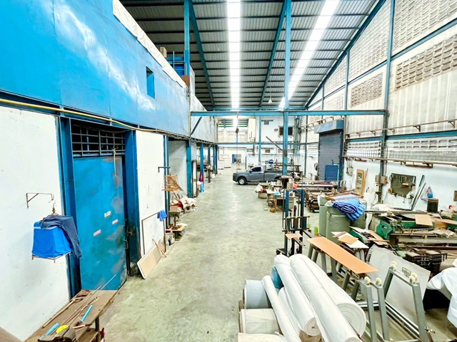 หม้อแปลงไฟ 250 KVA ถ.เศรษฐกิจ โรงงาน ให้เช่า 4 นอน 1 น้ำ กระทุ่มแบน 500 ม. 1300 ตร.ม.พร้อมออฟฟิศ