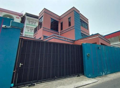 BR 1518 ให้เช่าอาคาร 3 ชั้น บางบอน ใกล้เซ็นทรัล พระราม2 ทำโฮมออฟฟิศได้