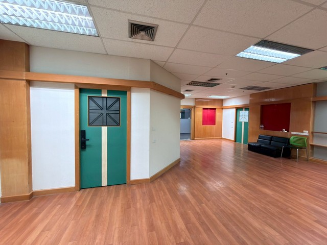 ให้เช่าพื้นที่สำนักงาน 148.06 ตร.ม. เซ็นทรัล ซิตี้ บางนา เดินทางสะดวก ทำเลศักยภาพสูง