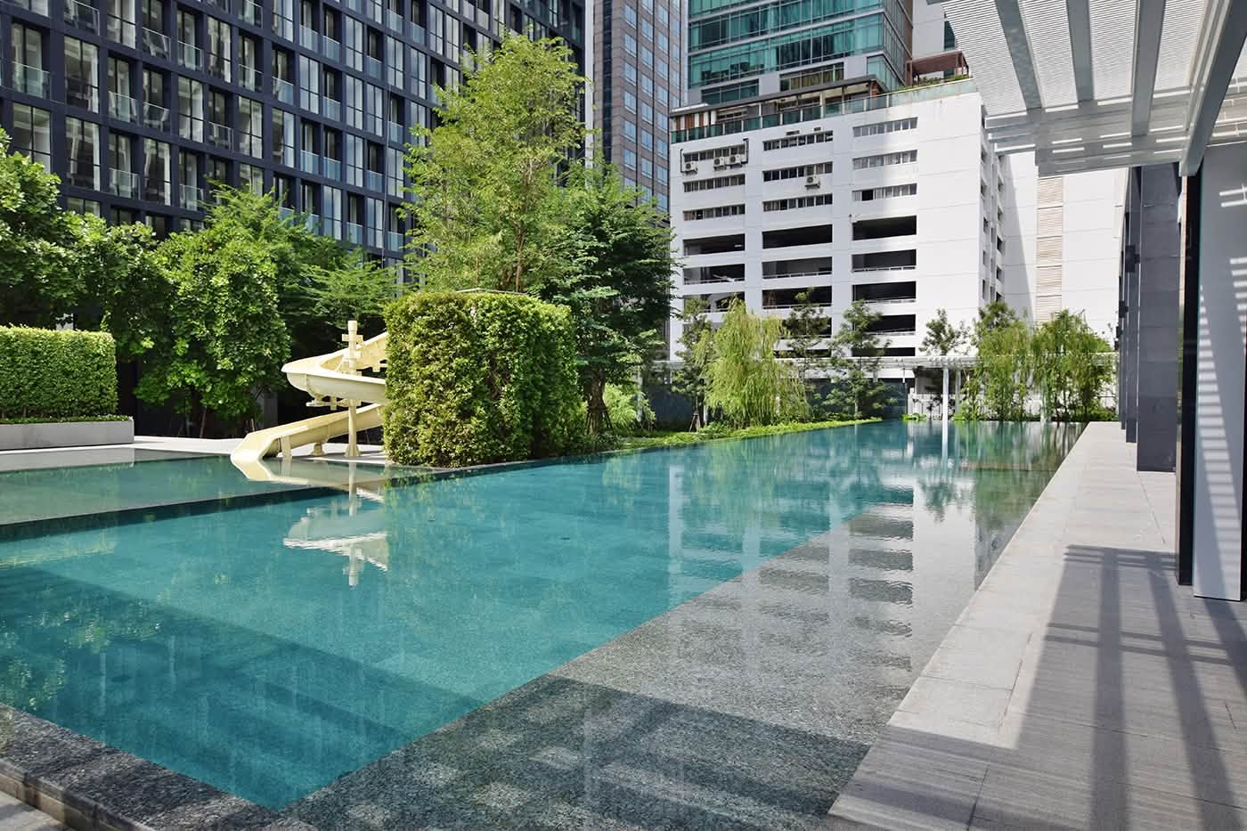ขายคอนโดโนเบิลเพลินจิต 5 ห้องพร้อมราคาและโปรฟรีโอน