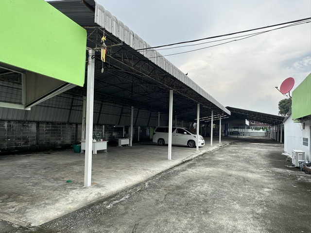 ให้เช่าที่ดินมีออฟฟิศ200ตร.ม.+โรงจอดรถ 1ไร่  อยู่ใกล้สนามบินดอนเมือง