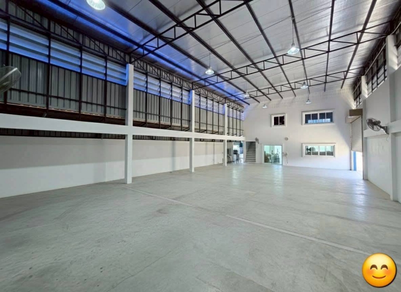 CH1167 ให้เช่าโกดังใหม่ ถนนกาญจนา ปิ่นเกล้า สาย 2 ได้ทั้งออฟฟิศ โกดังเก็บของ และที่พักพนักงาน