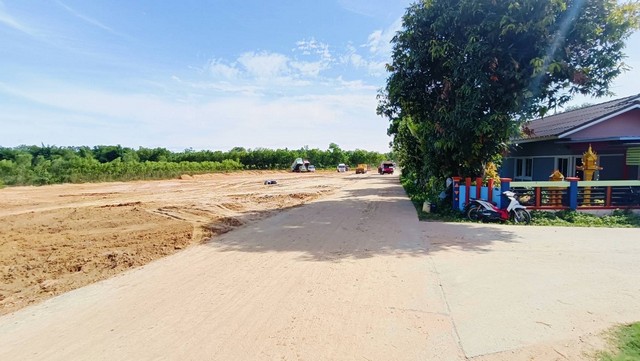 พื้นที่ดิน - ใกล้ อำเภอคูเมือง โรงพยาบาลคูเมือง 862000 -  ขนาด 500 ตารางวา สวย