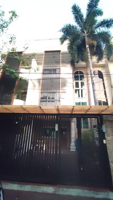 ให้เช่าทาวน์โฮม 3 ชั้น 250 ตร.ม. หมู่บ้าน 84 แมนชั่น ซ.ประดิษฐ์มนูธรรม 5 ใกล้ MRT ลาดพร้าว 71