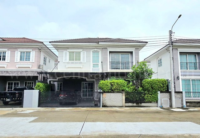 ลดราคา บ้านแฝด โกลเด้น นีโอ แจ้งวัฒนะ - เมืองทอง ถูกสุดในโครงการ