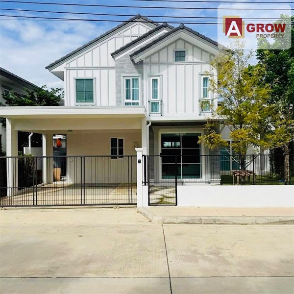 ให้เช่าหมู่บ้านวิลลาจจิโอ 3 ศรีนครินทร์-บางนา  แปลงหน้าทะเลสาบ ไม่มีบ้านตรงข้าม ตกแต่งจัดเต็ม พร้อมอยู่