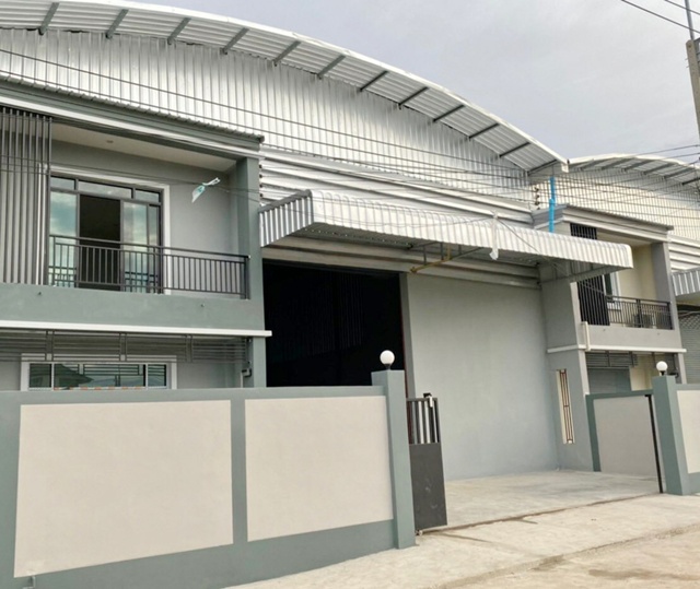 เช่า-ขายโรงงาน โกดัง พร้อมออฟฟิศ 2 ชั้น รร.ทานตะวันไตรภาษา 2.6 กม. 680 ตร.ม. แถวคอกกระบือ สมุทรสาคร ทำเลดี สามารถทำโรงงานได้