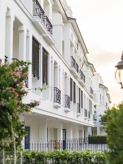 ให้เช่าทาวน์โฮม 3 ชั้น 3 ห้องนอน ลีออง สุขมวิท 62 Leon Sukhumvit 62 ใกล้ BTS บางจาก ใกล้ทางด่วน