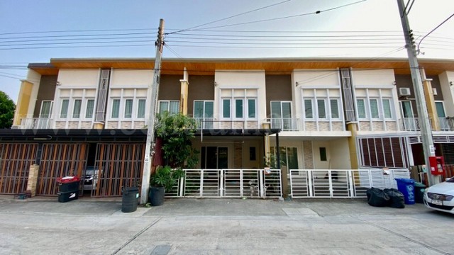 ให้เช่า ทาวน์โฮม โกลเด้น ทาวน์ ชัยพฤกษ์ - วงแหวน สภาพดี บ้านใหม่