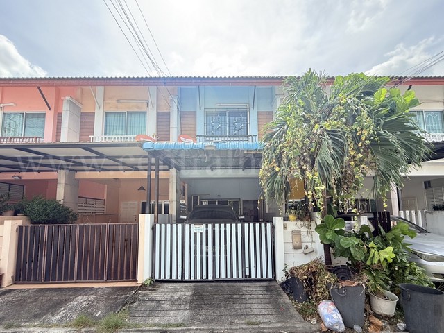 ลดราคา ทาวน์เฮ้าส์ อารียา แอทโฮม ซ.มัยลาภ เกษตร - นวมินทร์