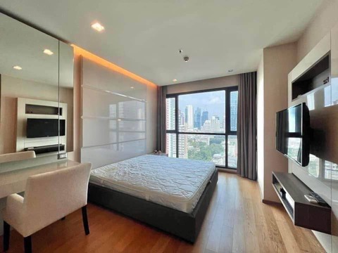 ็็คอนโด Luxury The Address Sathorn  (คอนโดดิ แอดเดรส สาทร)